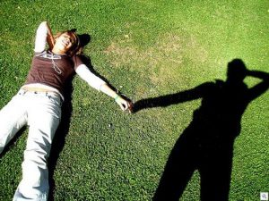 Yo creo mi propia realidad, para ello, ¿cómo me relaciono con mi sombra? Consulta en Sabadell